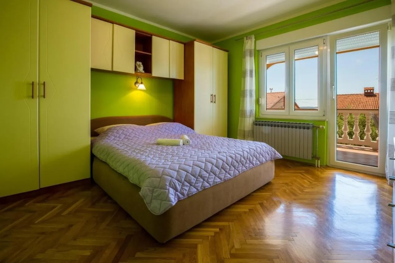 Two-Bedroom Apartment In Crikvenica XI Chorwacja