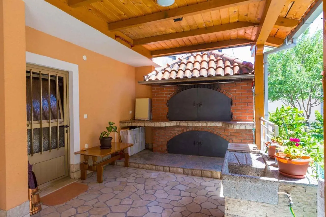 Two-Bedroom Apartment In Crikvenica XI